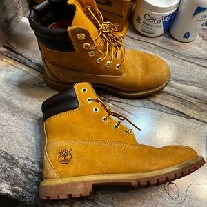 Timberland women’s boots